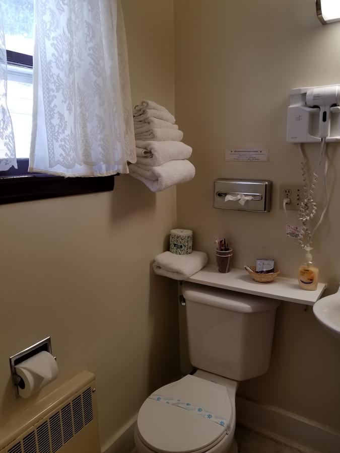 Home Motel Abbotsford Экстерьер фото